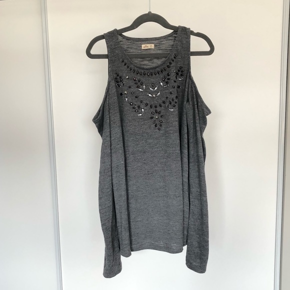 ⭐️ Free Add-On ⭐️ Hollister Cold Shoulder Top - Picture 10 of 10